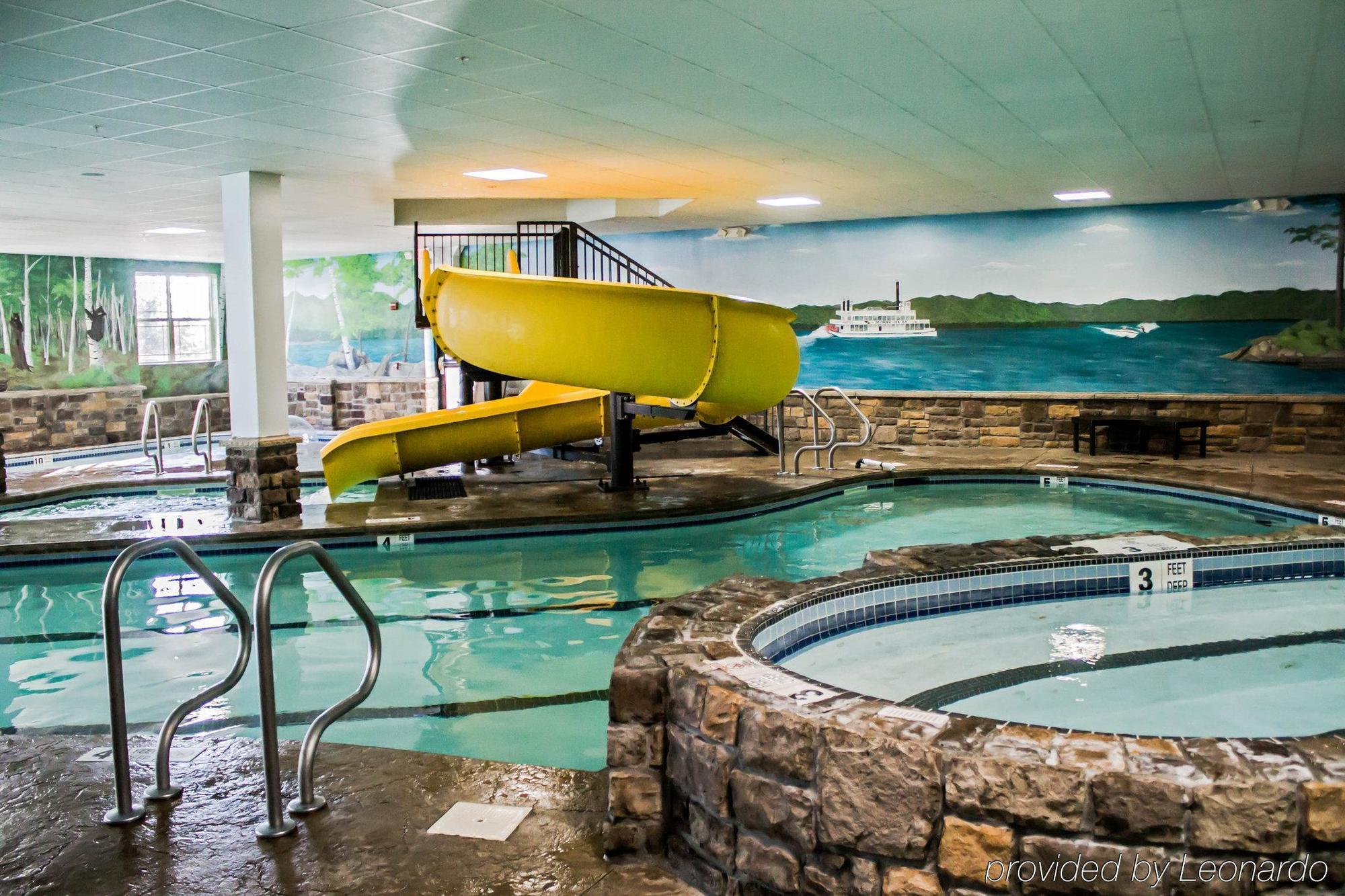 Comfort Suites Lake George - Queensbury Exterior foto