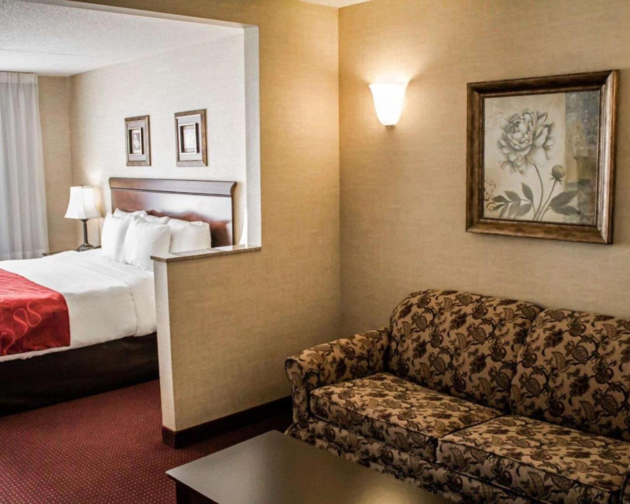 Comfort Suites Lake George - Queensbury Exterior foto